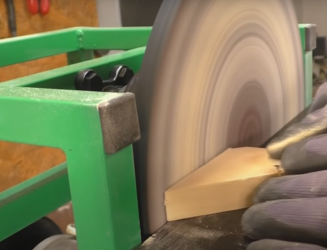 FlowElf: Homemade Workshop Machines
